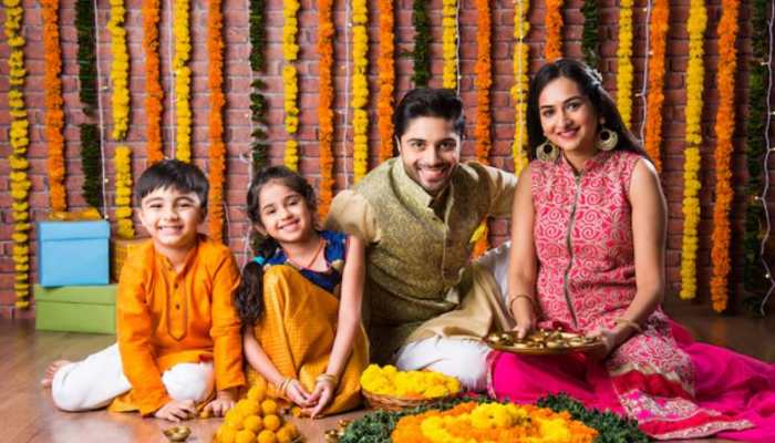 Diwali 2025, Diwali food, Happy diwali 2025, festive detox routine, Healthy Gut Tips, glowing skin detox, Ayurvedic detox drinks, festive season wellness, gut health during festivals, natural detox plan, post-festival cleanse, turmeric lemon water benefits, mindful eating during festivals, Hydration tips, glowing skin diet, mood-boosting wellness routine