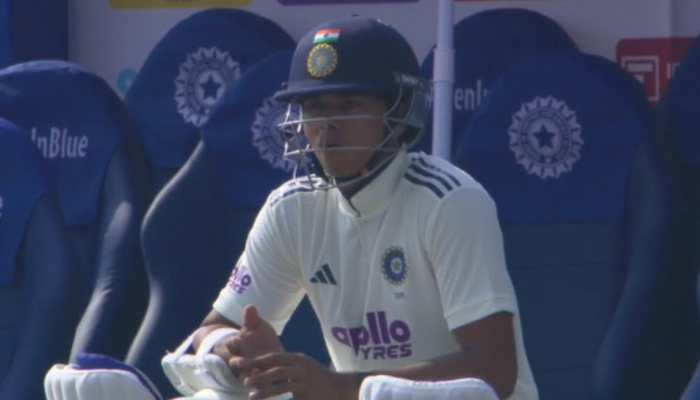 Yashasvi Jaiswal’s Bizarre Run-Out Stuns Delhi Crowd ; Mix-Up With Shubman Gill Costs Him His Double Century