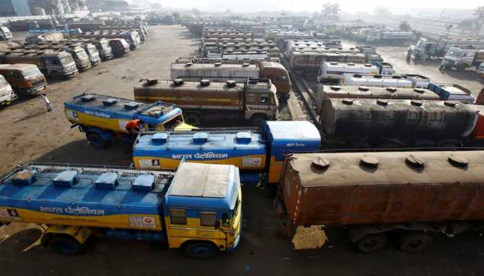 Game Over For Trump’s Oil Play? India Slashes Russian Oil Imports – Guess Who’s Cashing In?