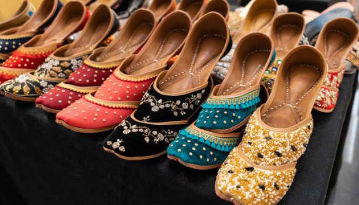 Elegant Women’s Embellished Mojaris &amp; Juttis for Festive Season