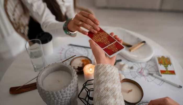 Tarot Card Reading Horoscope Today For October 28: Follow Your Heart And Express Your Emotions Freely