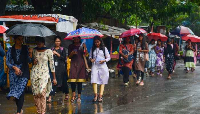 UP Weather Update: Montha Fallout Triggers Heavy Rain Alert In Eastern Districts; Record Cold Snap Hits Agra