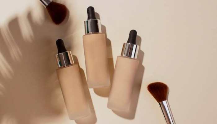 Top Long-Lasting &amp; Lightweight Foundations