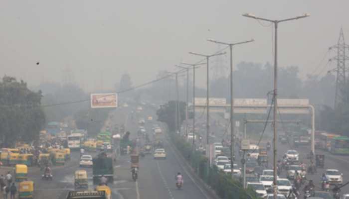 Toxic Morning In Delhi-NCR: AQI Breaches 400 As Pollution Levels Hit ‘Severe’ Category; Thick Smog Envelops Region- Check Details