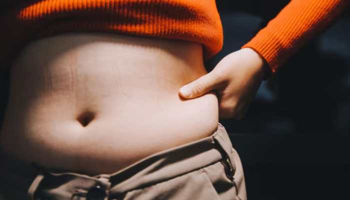 Feeling Bloated After A Meal? Try THESE Magical Drinks To Soothe Your Stomach