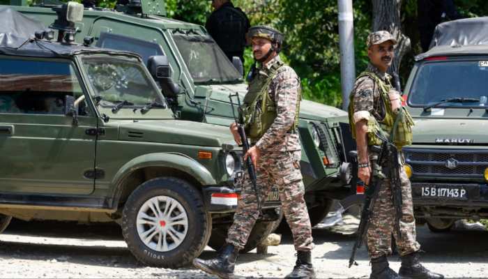 J-K: Shopian Police Raid Multiple Locations Linked To UK-Based Terror Handler