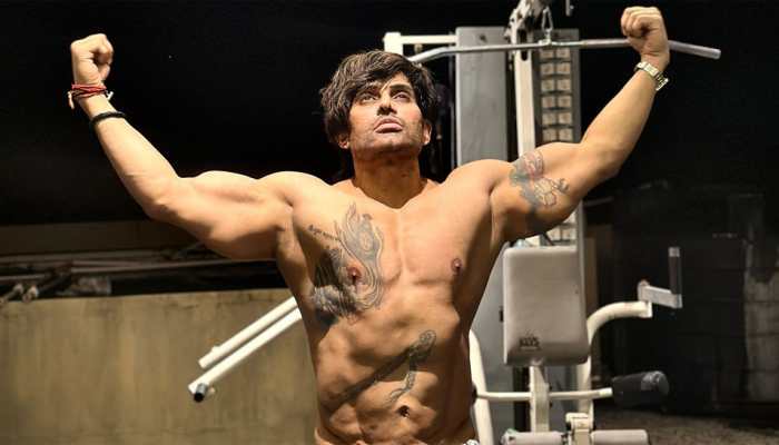 Decoding Yash Birla's Fitness Routine At 58, His Daily Diet: From Weight Training 6 Times A Week To Strict Vegetarian Diet - Secret Behind Looking Fab! (Exclusive)