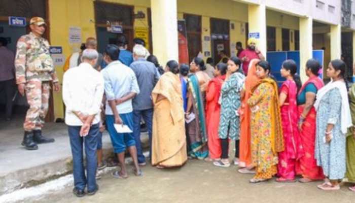Bihar Elections 2025: 111-Year-Old Voter Nasima Khatun Inspires With Her Commitment To Democracy