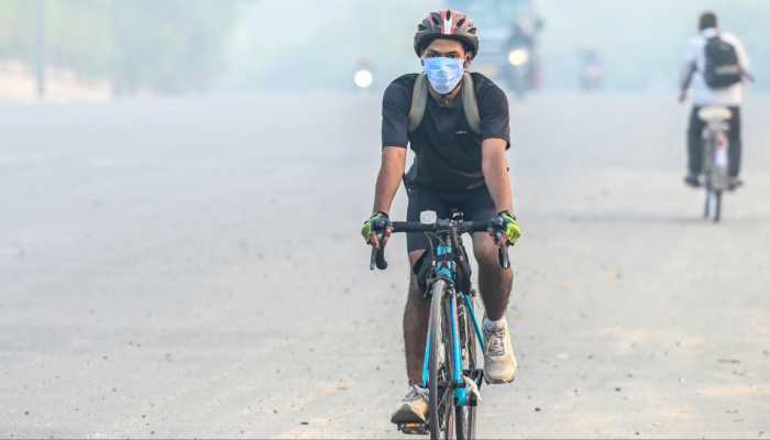 Noida AQI 426 'Severe': India's 2nd Most Polluted; GRAP III Bans C&amp;D &amp; BS3/BS4 Vehicles