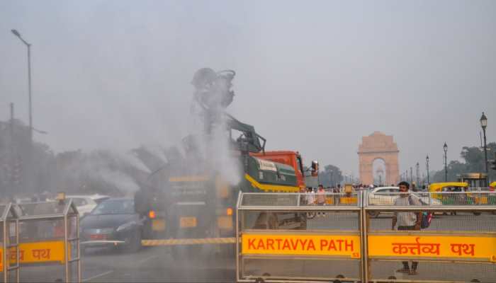 Delhi AQI: Air Quality Hits 'Severe,' Wazirpur AQI 450 Despite GRAP III Curbs