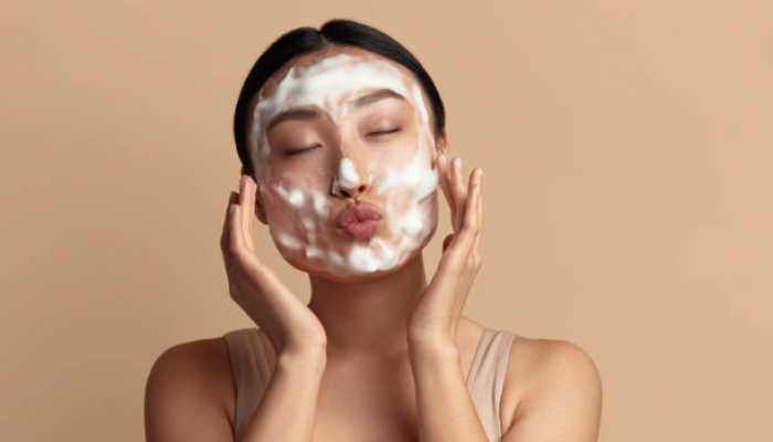 Gentle and Effective Face Washes for Clear, Bright Skin