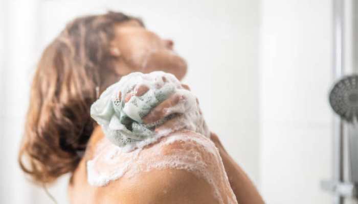 Hydrating, Exfoliating &amp; Brightening Body Washes for Smooth Skin
