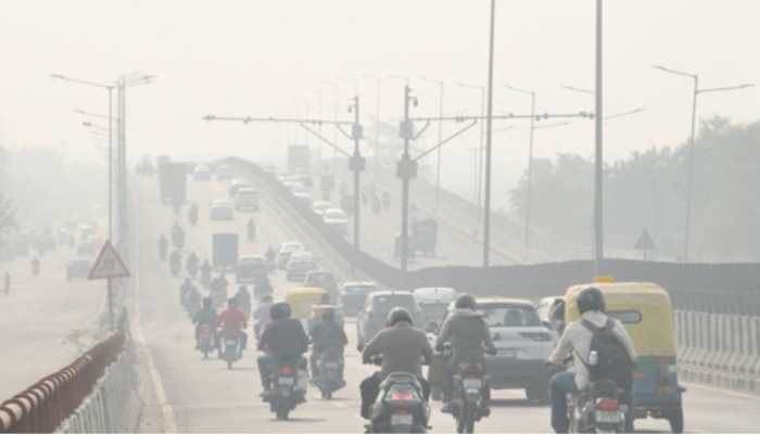 Delhi Air Pollution: Dense Smog Pushes City’s AQI To 359 Despite GRAP-III Restrictions