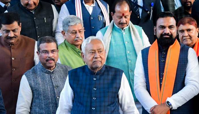 Nitish Kumar’s Oath Ceremony: Preparations, Swearing-In Timing, Guest List &amp; VVIP Arrivals