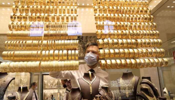 Gold Prices Jump Over 1% At 1,25,106 Per 10 Grams On Festive Demand
