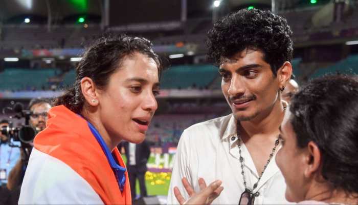 Cricketer Mandhana's Private Crisis: Decoding The Toxic Social Media Frenzy Over Wedding Delay
