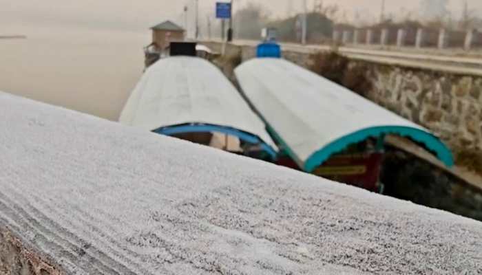 Kashmir Shivers: Sub-Zero Temperatures Sweep Valley, Zojila Plunges To  16°C