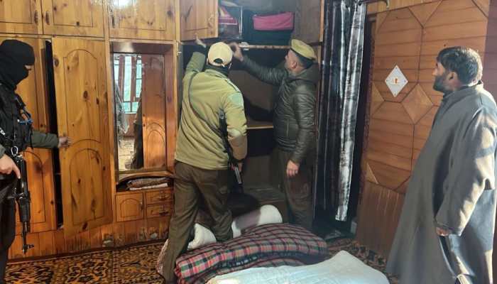 J&amp;K Police Conduct Valley-Wide Raids Targeting Jamaat-e-Islami And Terror Links
