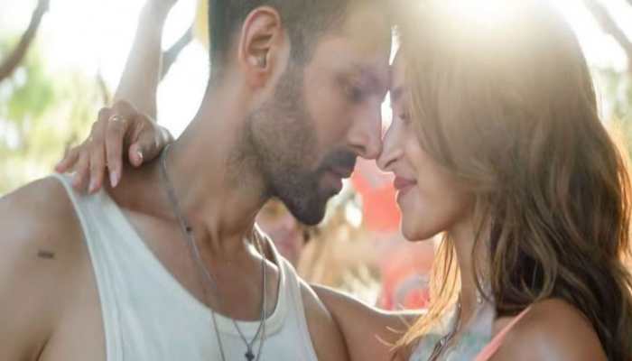 Tu Meri Main Tera Title Track Out: Kartik–Ananya’s Sizzling Chemistry Steals Show
