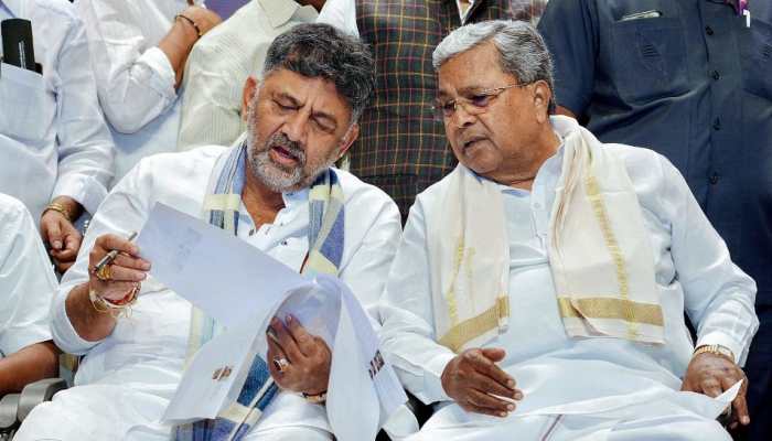Congress Pushes Siddaramaiah And Shivakumar To Hold Talks To Defuse Karnataka Leadership Row