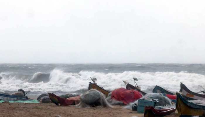 Cyclone Ditwah: Death Toll In Sri Lanka Rises To 193; NDRF On High Alert As Rain Lashes Tamil Nadu, Puducherry | Top Updates 