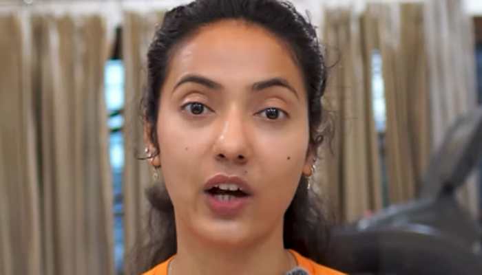 Disha Patani's Sister Khushboo Patani Rushes To Help Road Accident Victims, Raises Concern Amid Ambulance Delay Issue