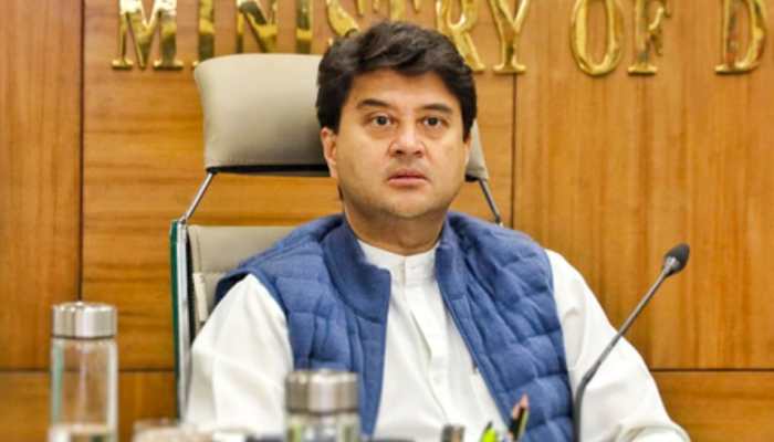 Scindia Clarifies: Sanchar Saathi Optional, Users Free To Delete Pre-Installed App