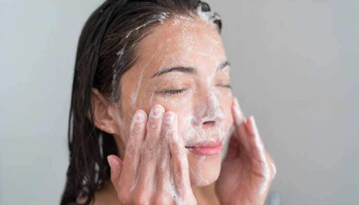 Brightening &amp; Hydrating Face Cleansers