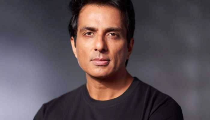 IndiGo Flight Chaos: Sonu Sood Appeals To Passengers To Stay Calm, Not Target Ground Staff