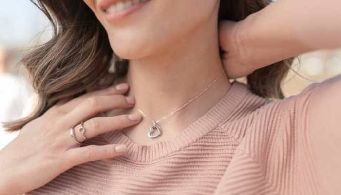 Women’s Layered Necklaces – Elegant &amp; Trendy Designs