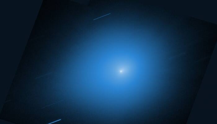 Harvard Scientist Claims Interstellar Comet 3I/ATLAS May Be An Alien ‘Seed Ship’ Sent To Start Life On Earth
