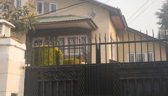 J-K Police Book Hotels, Houseboats For Violating Foreigners Act