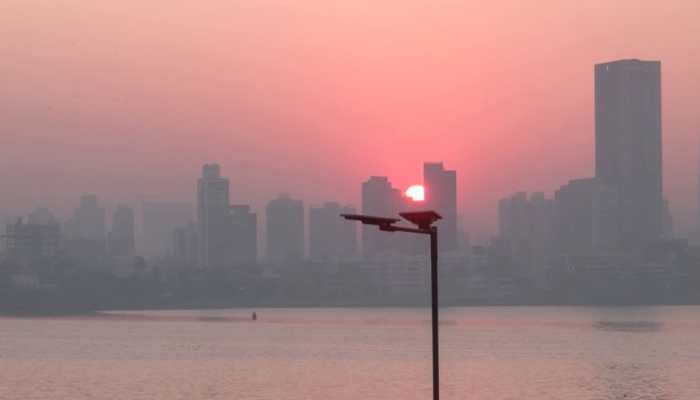 Mumbai Weather Update: Winter Brings Smog As AQI At 163 Raises Health Concerns Across City