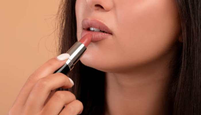 Guide to Long-Lasting Matte &amp; Creamy Lipsticks