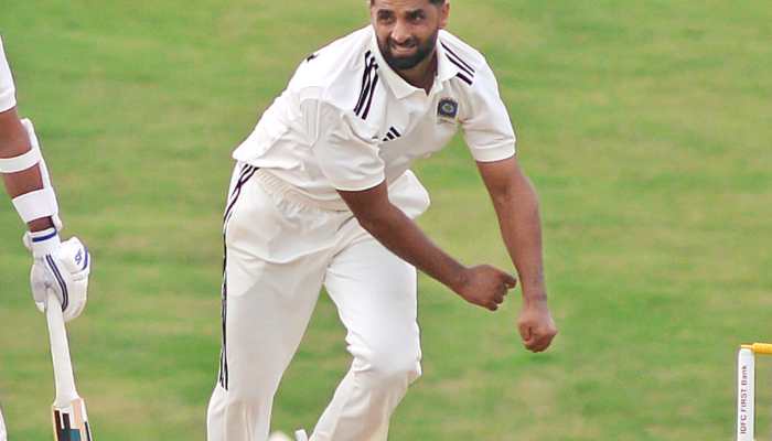 Why Did Delhi Capitals Spend Rs 8.40 Cr For Auqib Dar At IPL 2026 Auction? Abhinav Mukund Reveals Reason