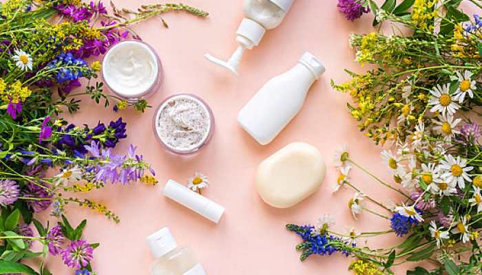 Winter Skincare Essentials: Protect and Hydrate Your Skin This Season