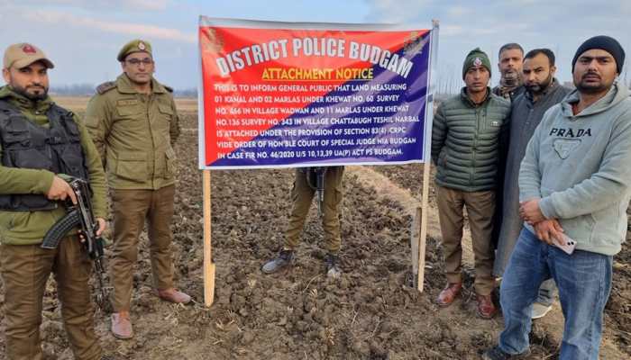 Budgam Police Attach Immovable Property Of US-Based Kashmiri Separatist Ghulam Nabi Shah