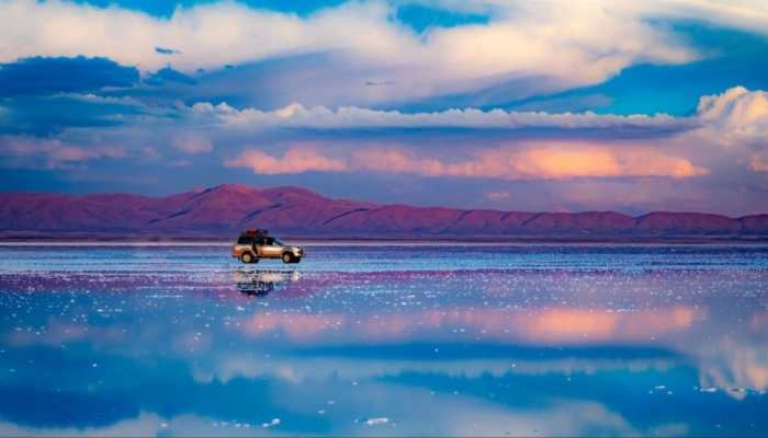 Heaven On Earth: 'World's Largest Mirror' Flips Bolivian Sky Upside Down | VIRAL VIDEO