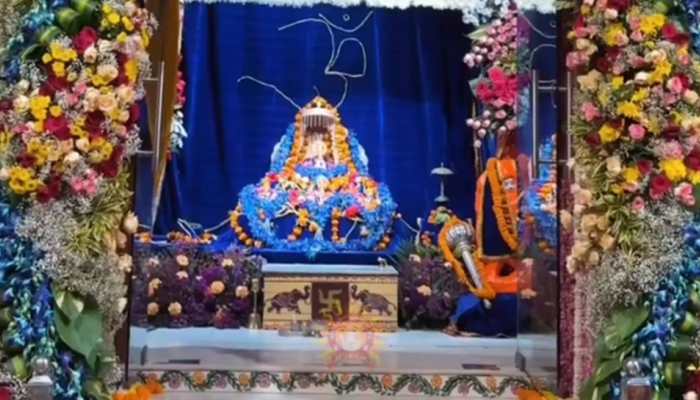 Uttar Pradesh: Security Tightened In Ayodhya As Devotees Arrive In Large Numbers Ahead Of New Year