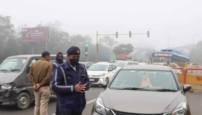 New Year 2026 Celebrations In Delhi: Police Issues Traffic Advisory For December 31 - Check What Routes To Avoid
