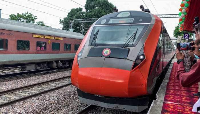 Vande Bharat Sleeper Train Touches 180 Kmph Speed In Kota Nagda Section: Ashwini Vaishnaw Shares Video | Watch