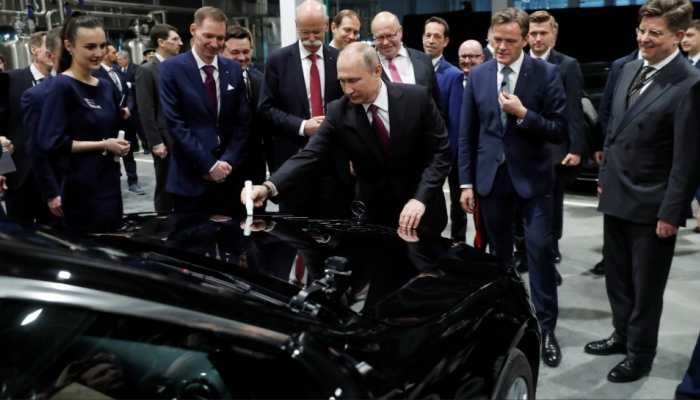 Russian Luxury Car Owners Left Stranded As Porsche & BMW Engines 'Self-Lock'