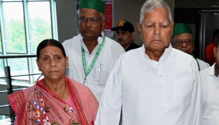 Delhi Court frames charges against Lalu, Rabri Devi in land-for-job CBI case