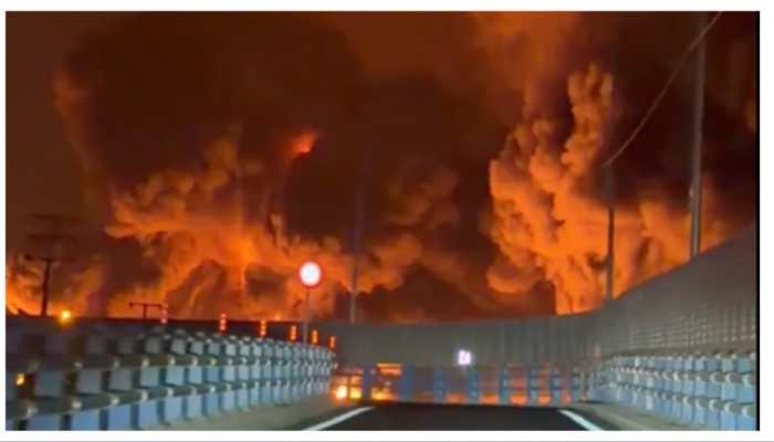 VIDEO: Thick smoke lights up Tehran as Israel strikes oil depots in Iran