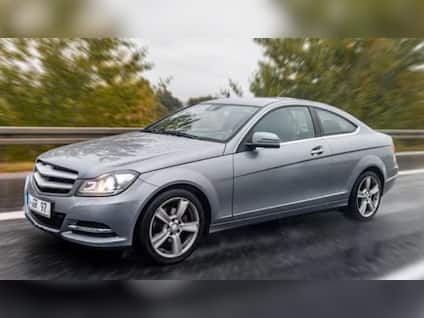 Less price, less maintenance cost: 5 cheapest cars with yearly service of just Rs 2,500-3,000; prices start at Rs 3.69 lakh