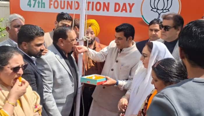 BJP celebrates 46th foundation day in J&K; Hoists flag outside Hurriyat office