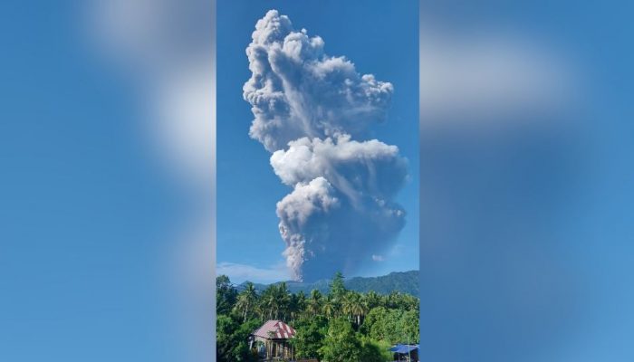 Indonesia's Dukono volcano erupts, spewing ash 5,000 metres above peak