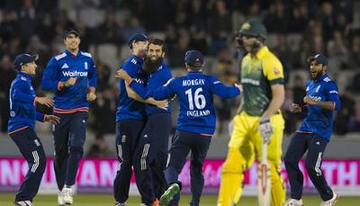 England beat Australia by 93 runs in 3rd ODI
