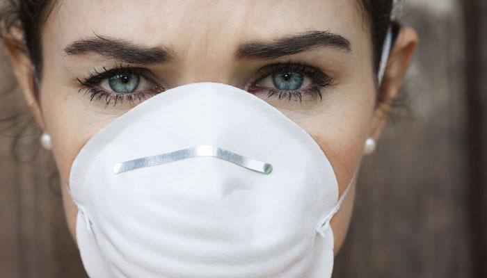 Delhiites warned to wear protective face-masks as pollution hits &#039;hazardous&#039; levels