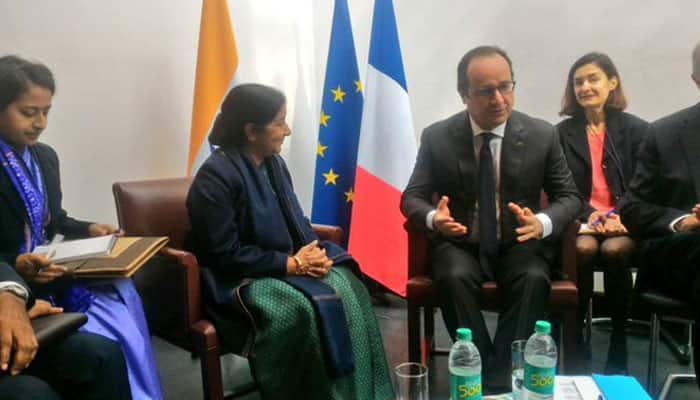 French President Hollande meets Minister of External Affairs Sushma Swaraj. Photo: Twitter/@MEAIndia 